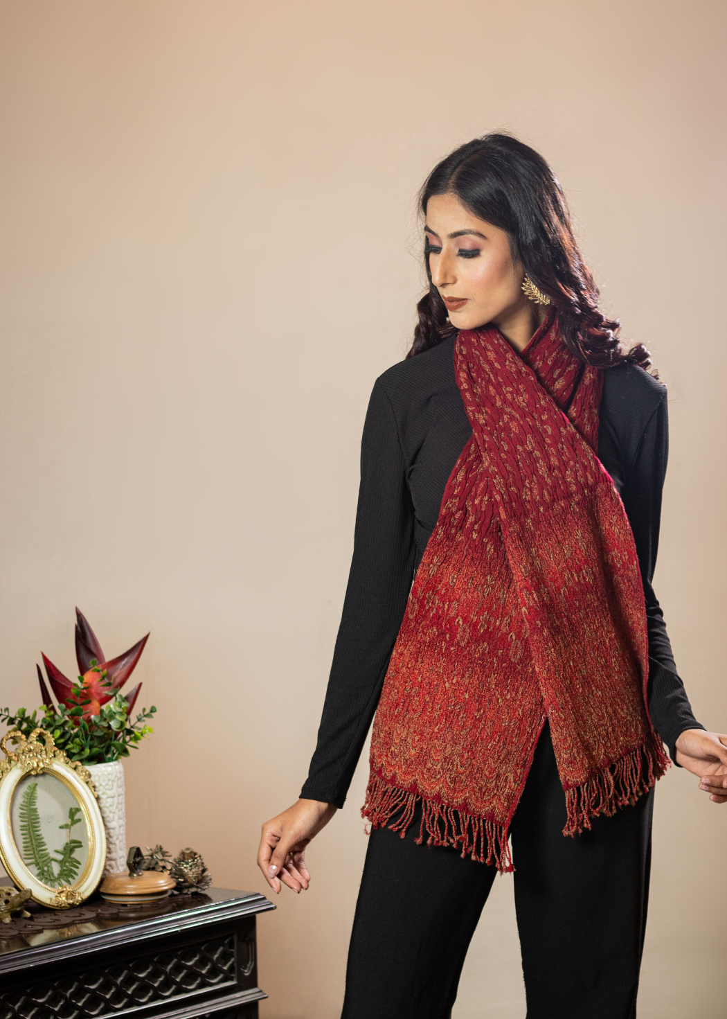 Masudh stretchable fashionable scarf, red