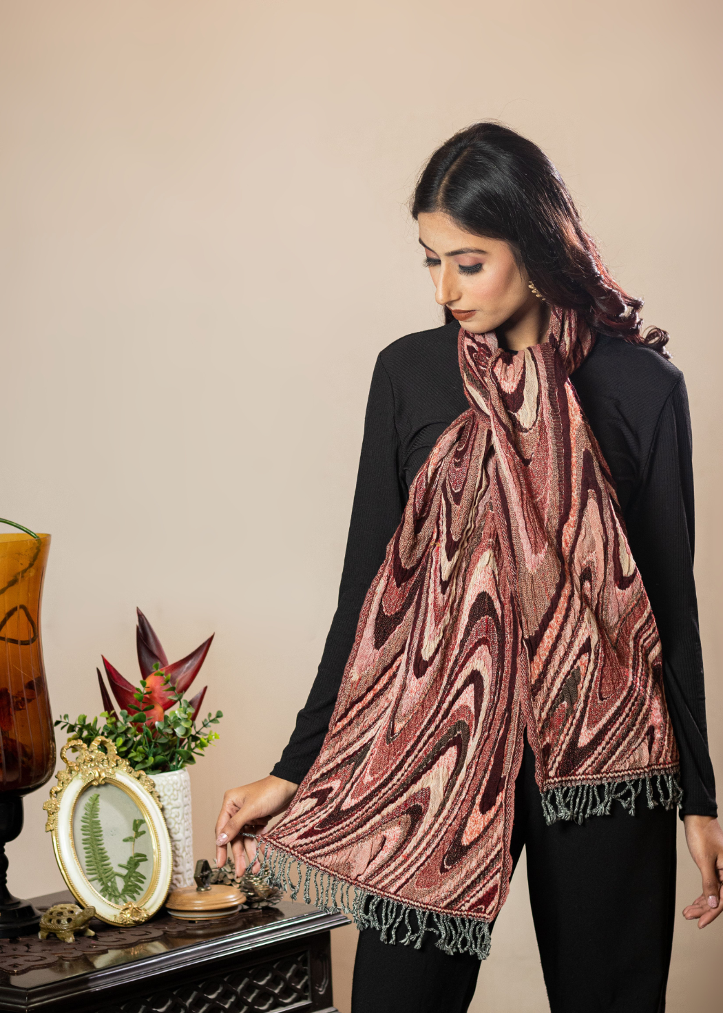 Masudh unisex stole embellished with unique designs, maroon