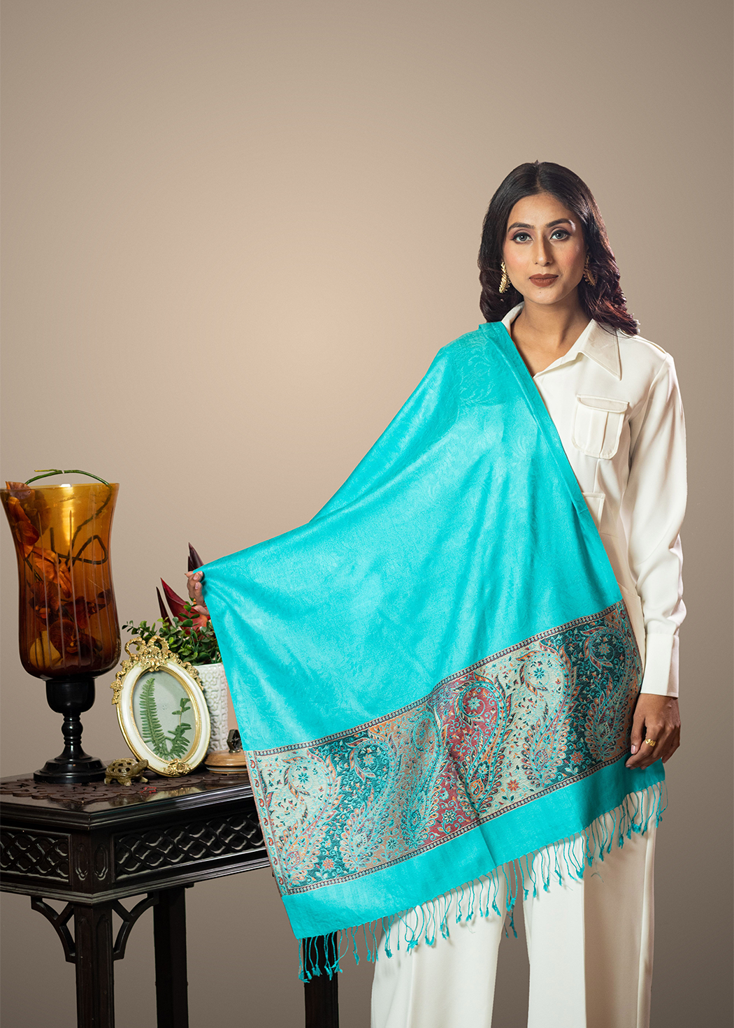 Masudh unisex luxurious silk fabric self & paisley palla stole, sky blue