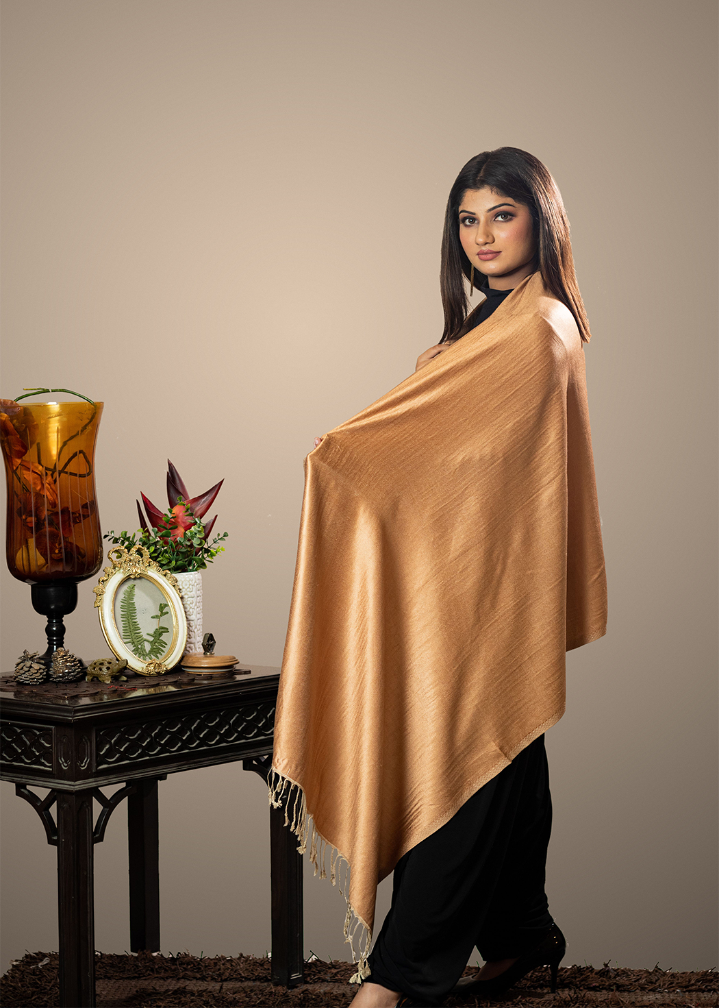 Masudh unisex super sheen extra soft silk stole