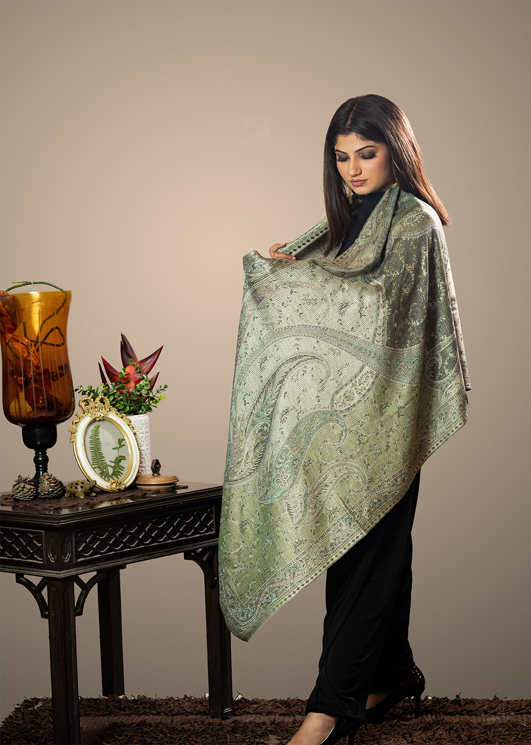 Masudh unisex extra soft silk stole insprired by foliole structures, Golden green