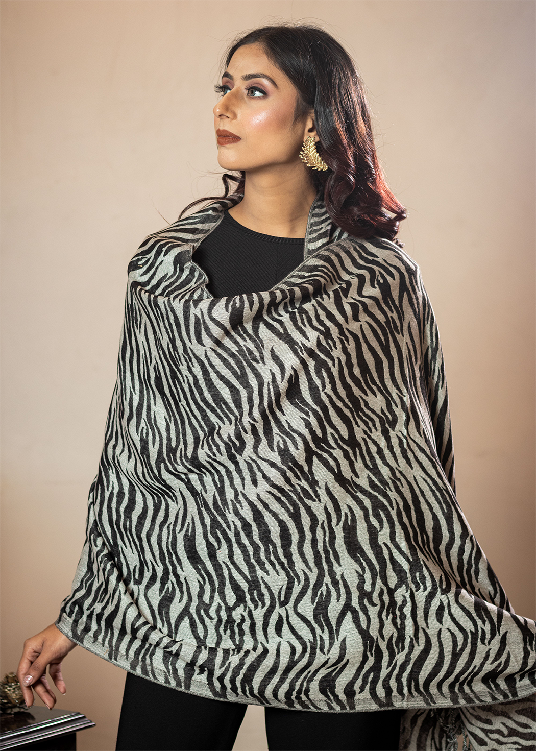 Masudh unisex zebra print woolen stole