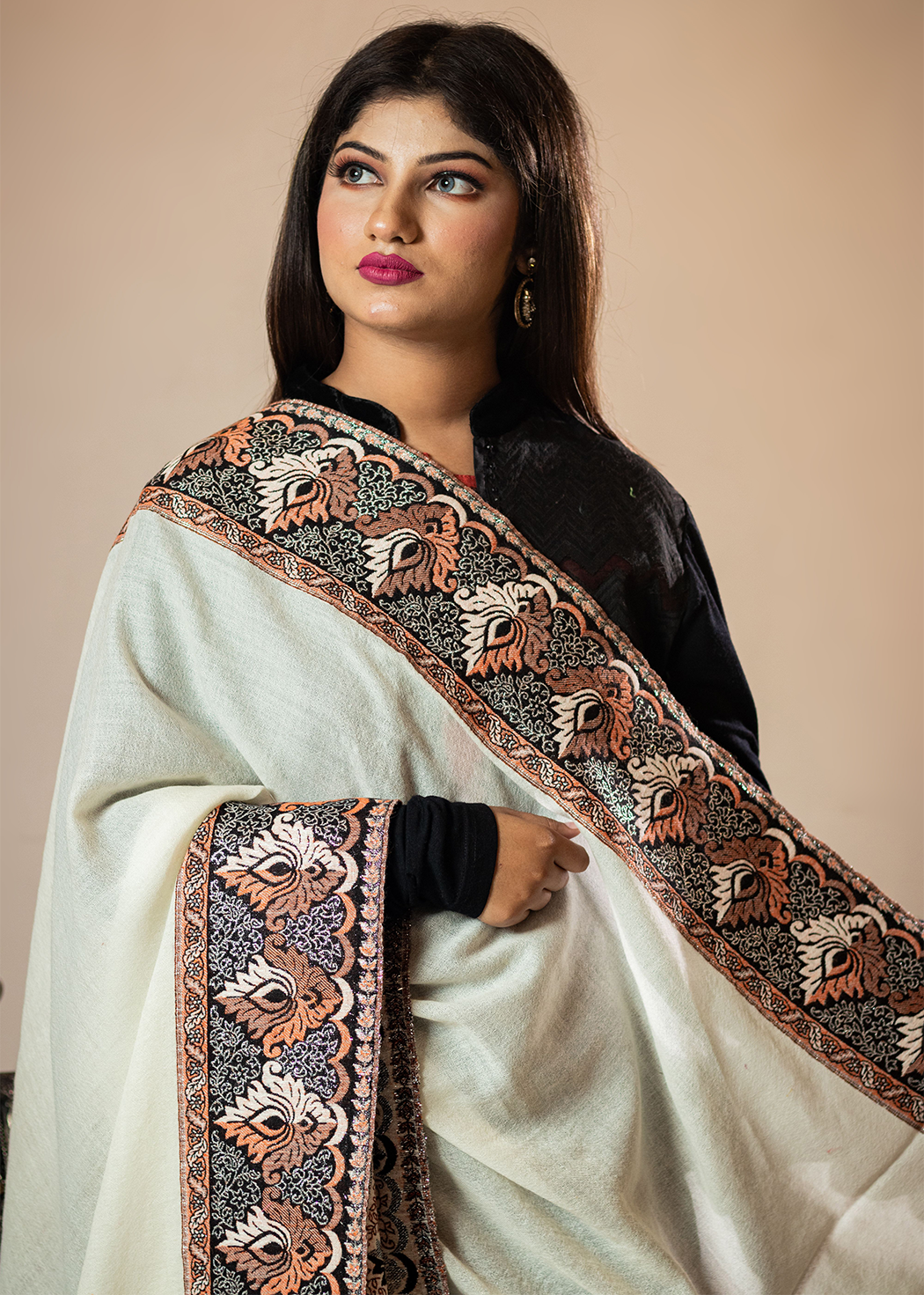 Masudh unisex woollen shawl with shimmery thread weave on borders, black & white