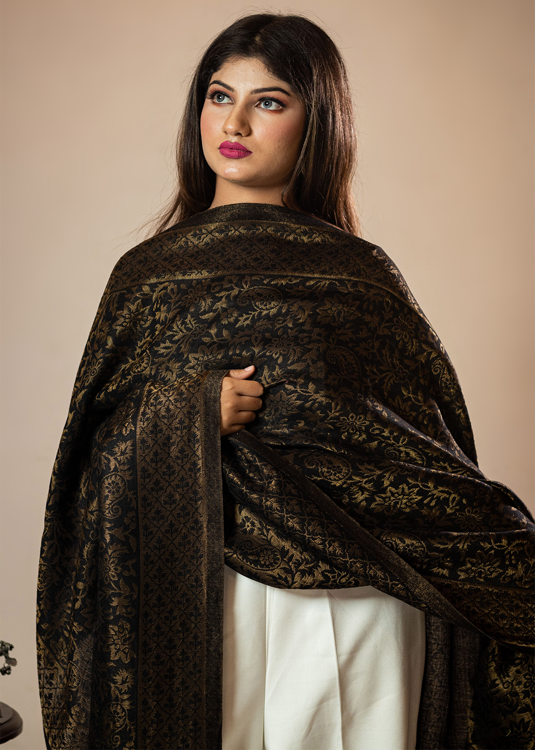 Masudh unisex moonlight shawl woven in lurex & sparkle